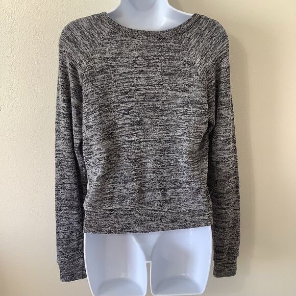 Hello Kitty Sequin Grey McBling Sanrio Kawaii Cutecore Lightweight Sweater Small - Picture 7 of 12